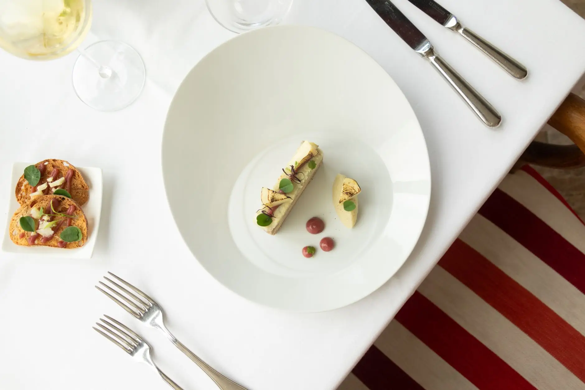 Fine dining at Ivorybrookcreative